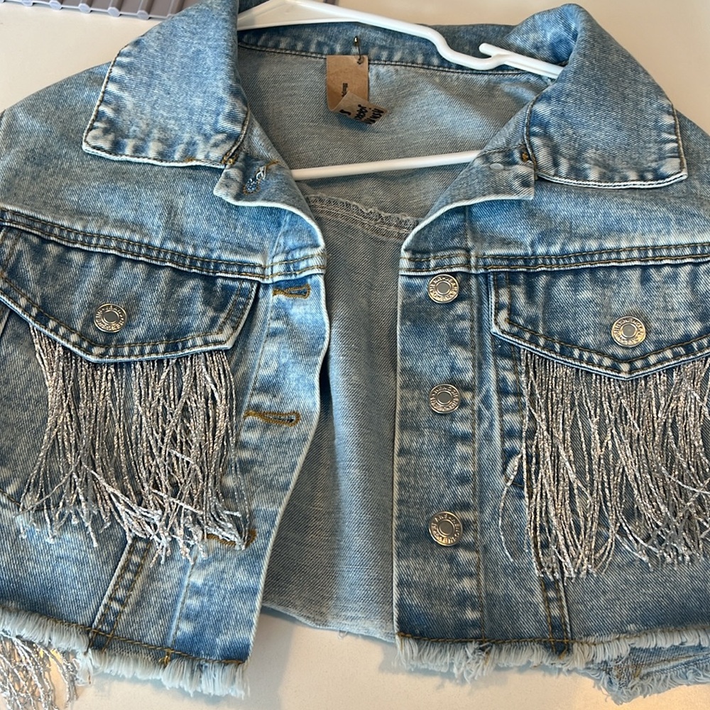 Jean jacket - Picture 5 of 6
